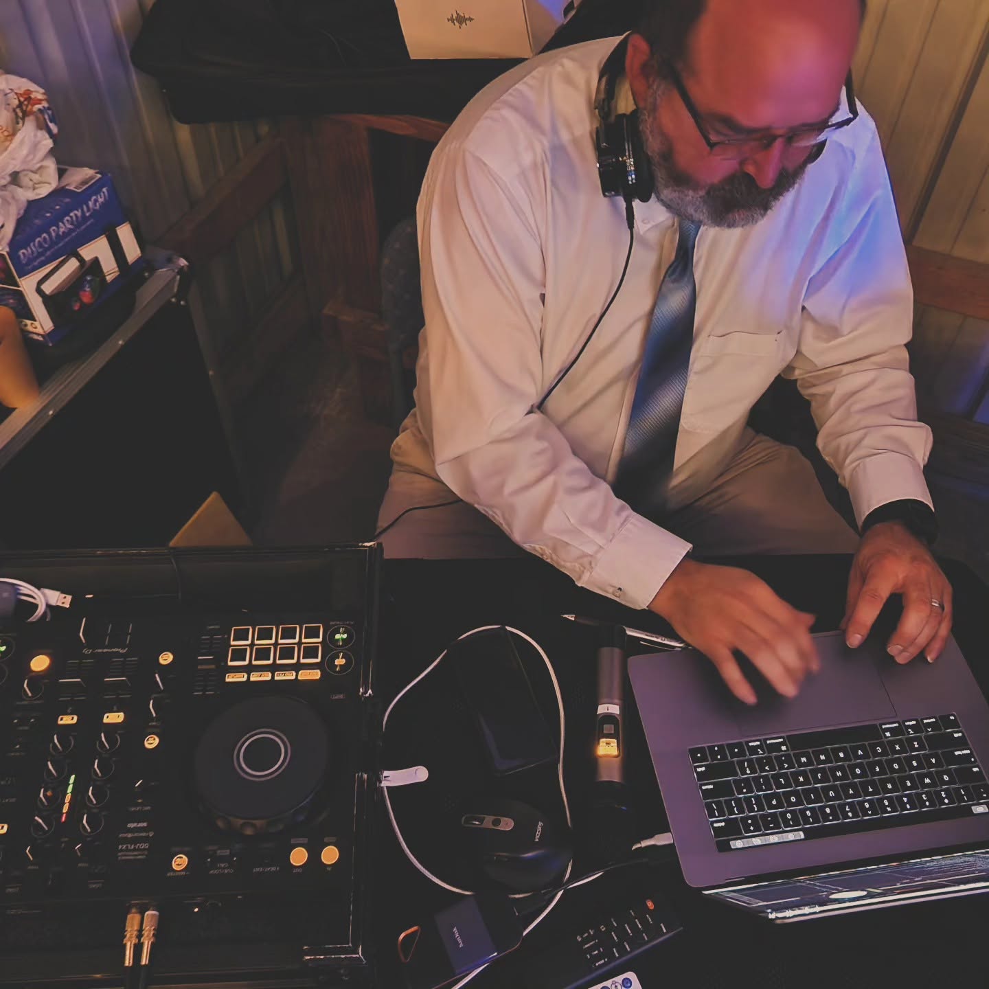 J&R DJing controller in action